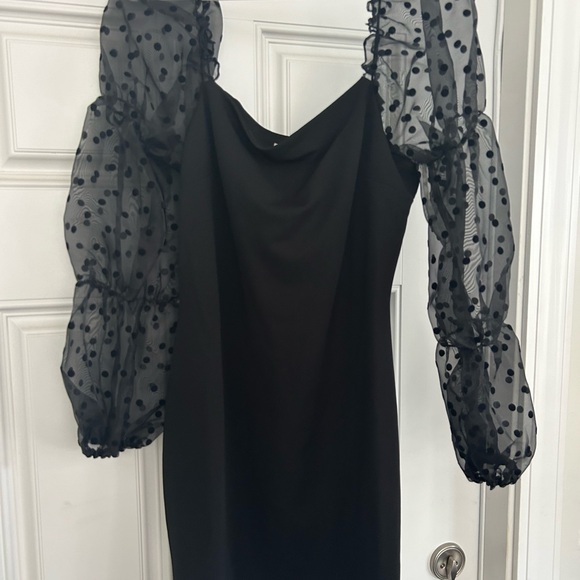 Dress - Picture 2 of 3